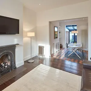 Host & - Number 1 Gill Street Holiday home Saltburn-by-the-Sea