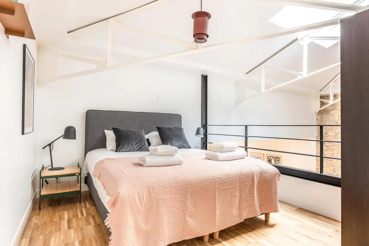 Fantastic Architect Loft For 10 Guests Near Metro Apartment Paris