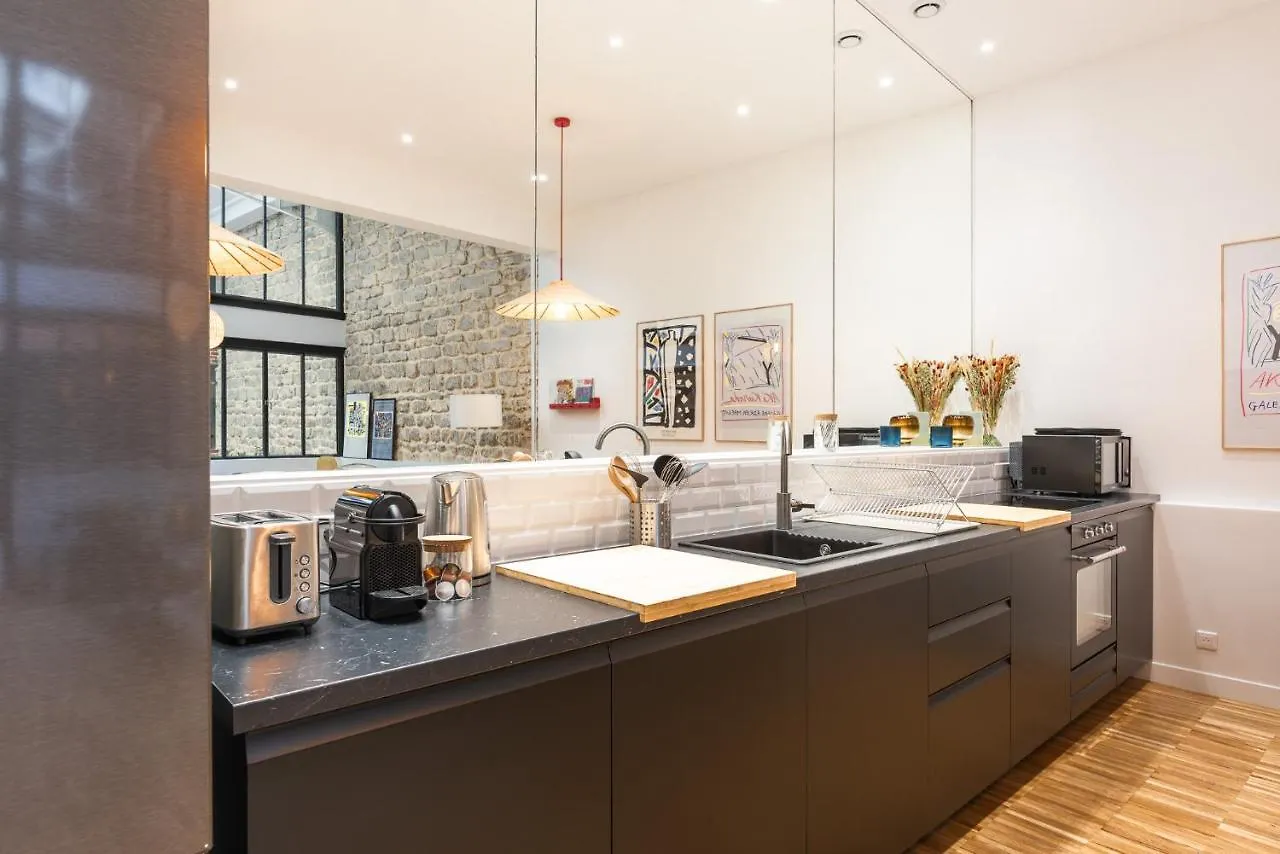 Fantastic Architect Loft For 10 Guests Near Metro Apartment Paris