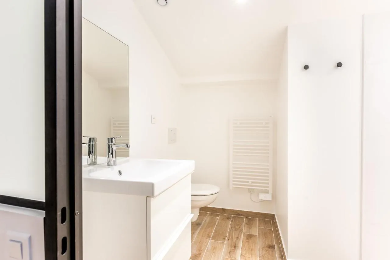 Апартаменты Fantastic Architect Loft For 10 Guests Near Metro Париж